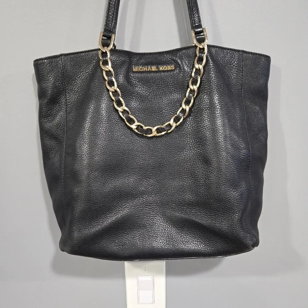 🐢 Michael Kors Leather Tote Bag
